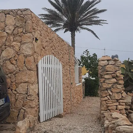 A 3 Passi Della - Cala Madona - Portu Antoni - Cala Croce Holiday home *